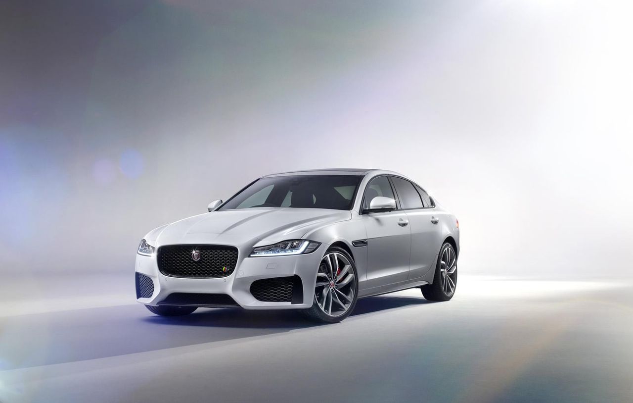 Oficjalna premiera Jaguara XF (2016)