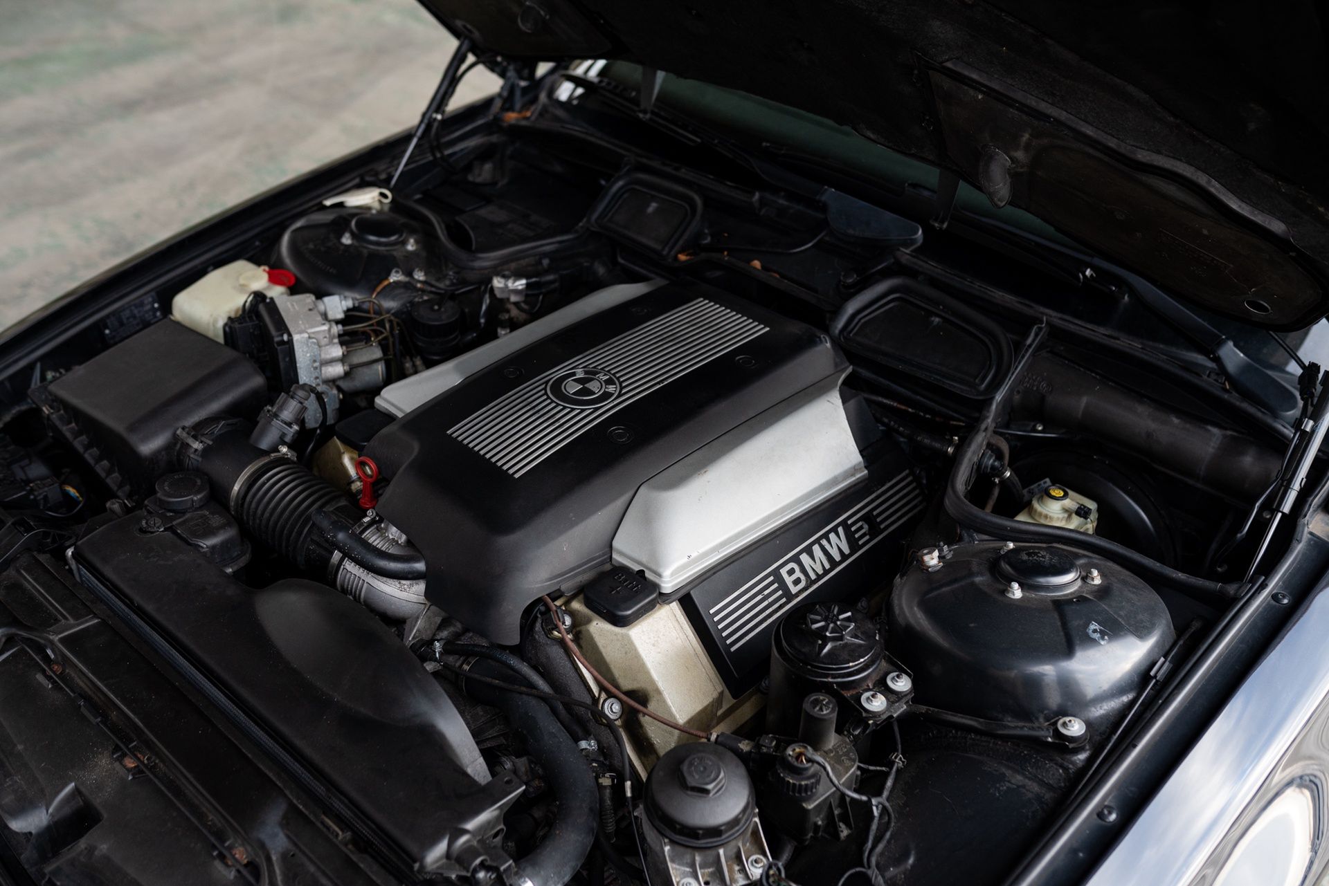 BMW Serii 7 E38