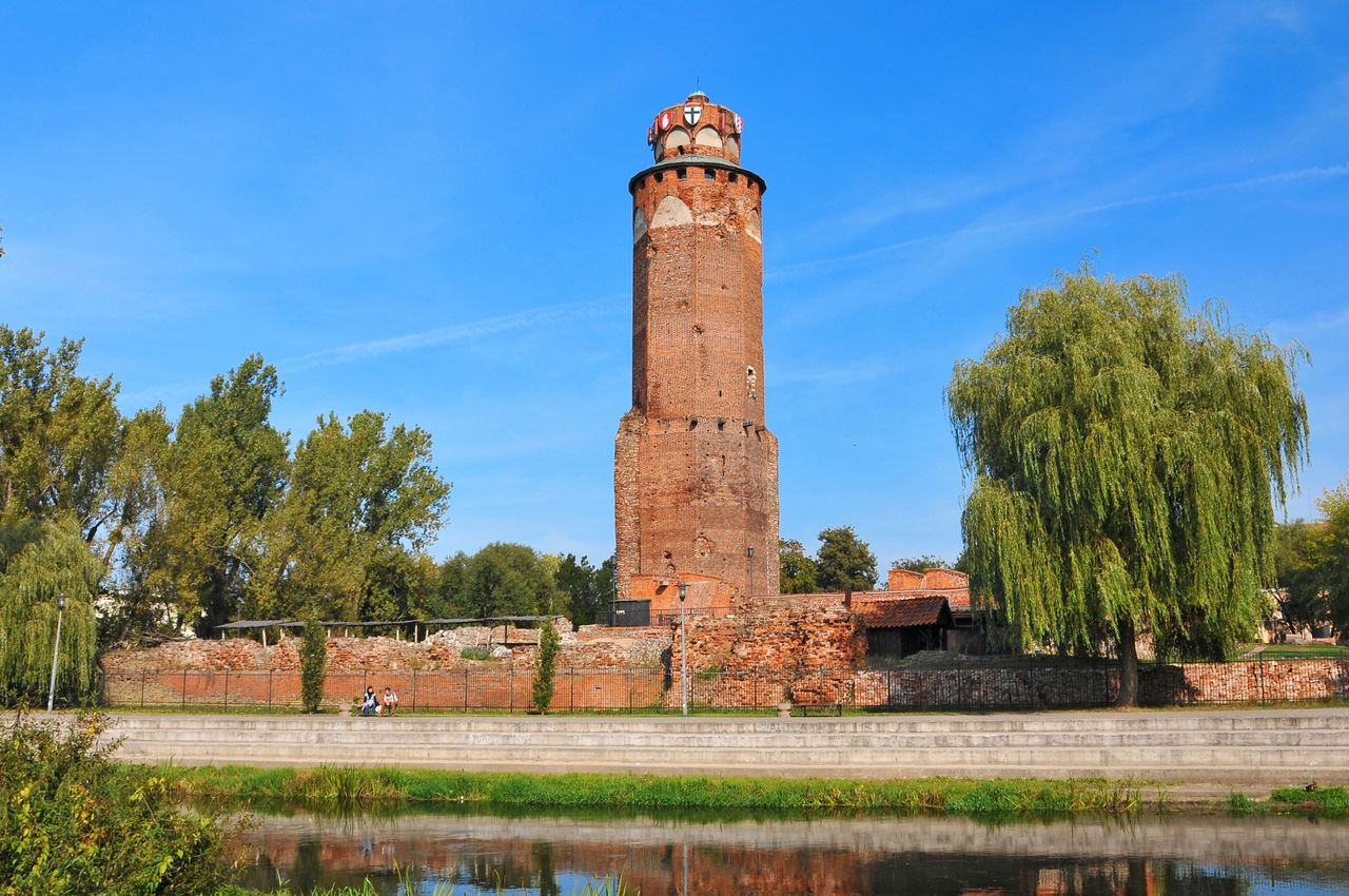 Zamek krzyżacki w Brodnicy. Przyciąga turystów swoją burzliwą historią