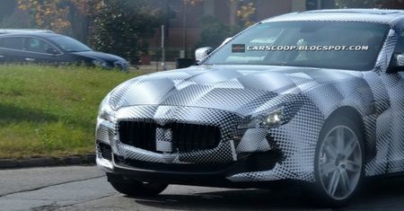 Zdjęcia szpiegowskie Maserati Quattroporte - kontrowersyjne grafiki nie kłamały!