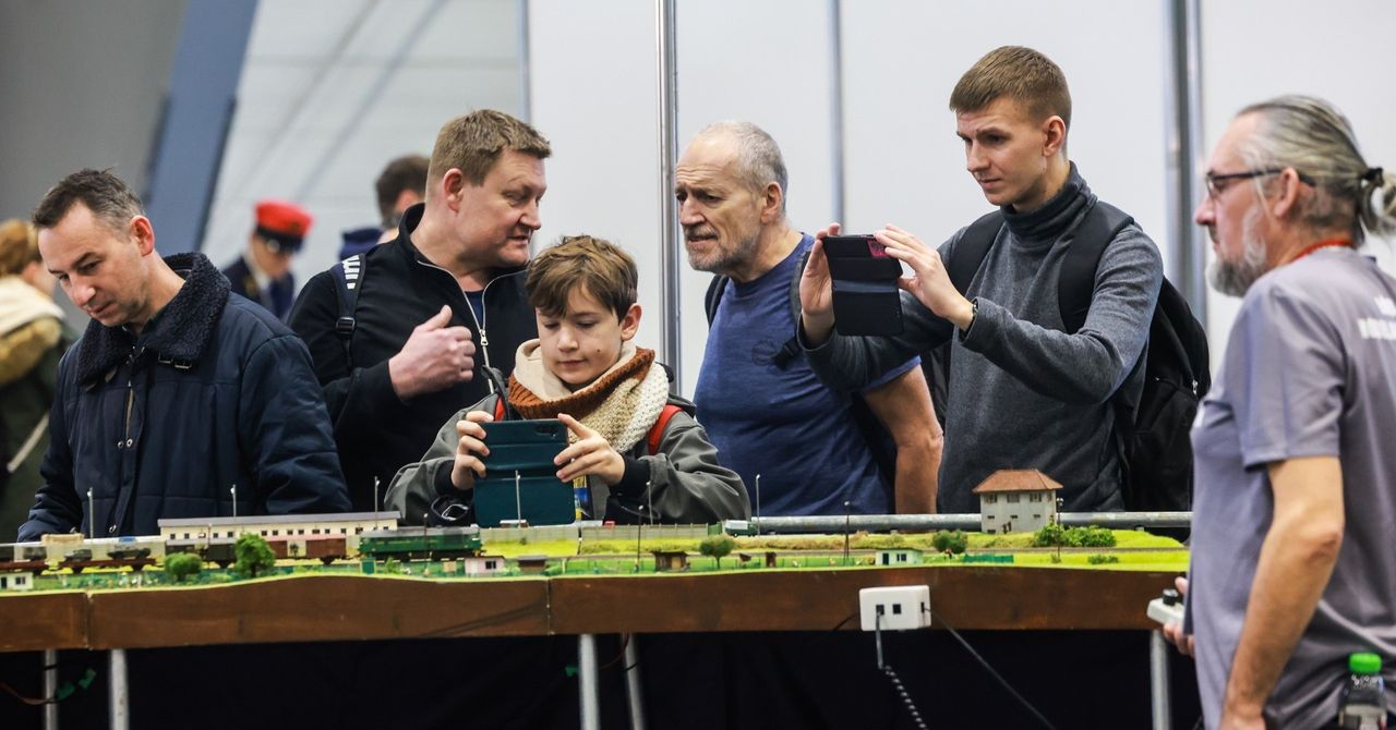 Poznań: Miniaturowy świat zachwyca. Makiety kolejowe to hit Targów Hobby na MTP. Zobacz zdjęcia