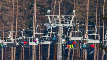 Dają karnety za darmo. Mają rekordowe obłożenie hoteli i pensjonatów