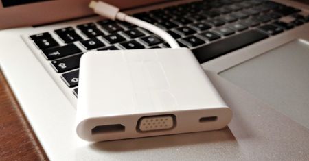 Teraz każdy MacBook Pro będzie wymagał przejściówek – lubiany model wycofany
