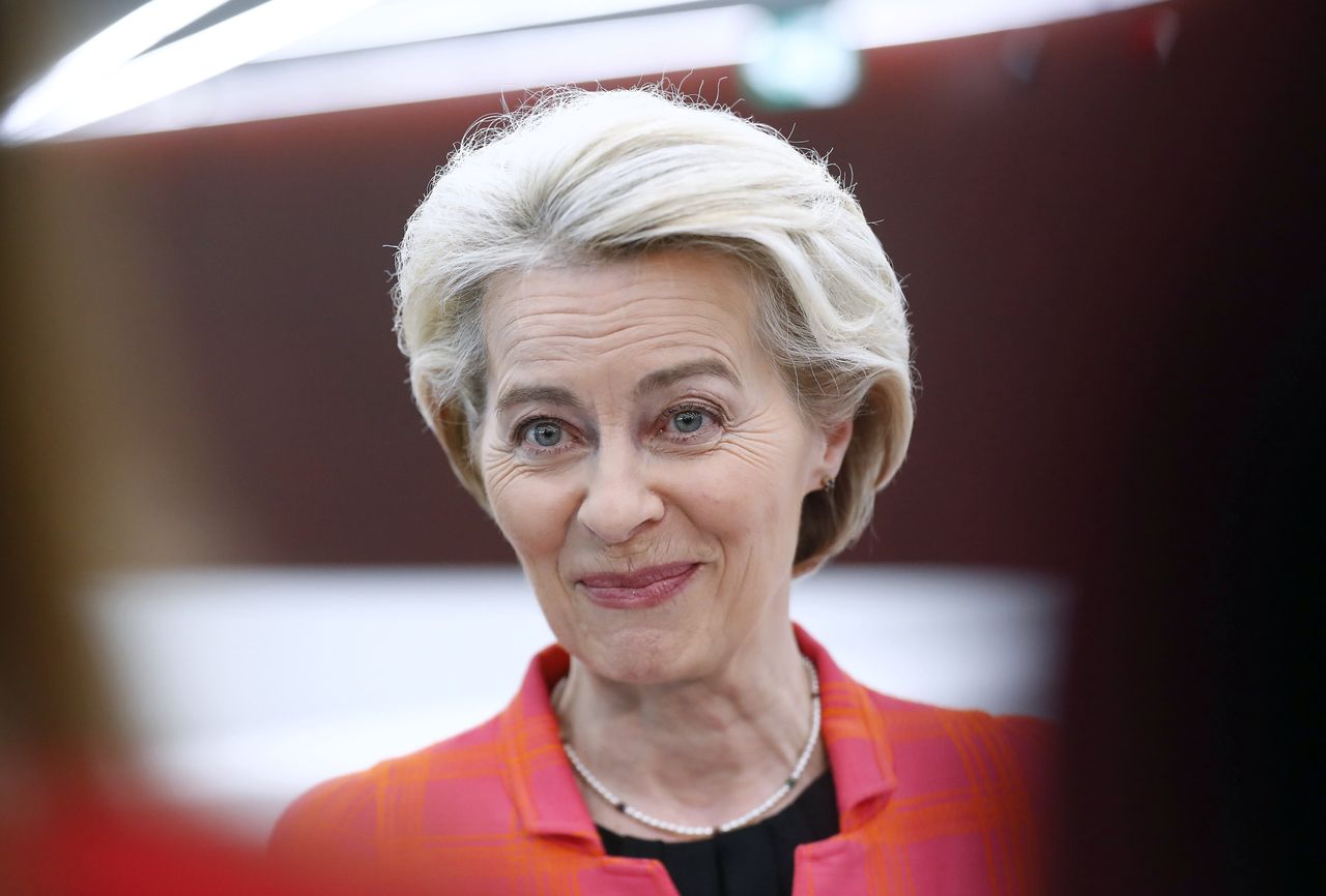 "Ważny dzień dla Polski!". Gratulacje po polsku od von der Leyen