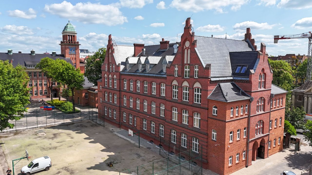 Szkoła na Jeżycach zyska nowe boisko. Dotychczasowe zostanie rozebrane