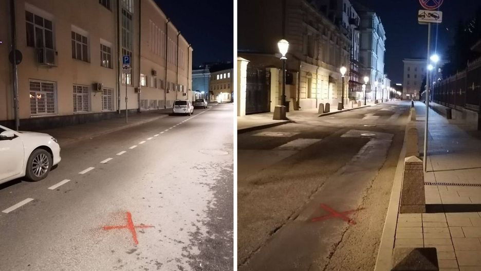 Malują czerwone krzyże. Tajemnicze znaki na ulicach Moskwy