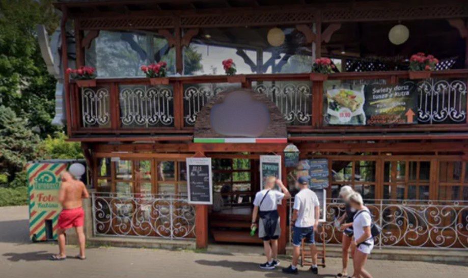 "Łosoś surowy, frytki śmierdzące". Lokal w Łebie w ogniu krytyki