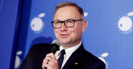 Duda o kupnie i jeździe Porsche. "Nie ma przyjemności, jak się pędzi"