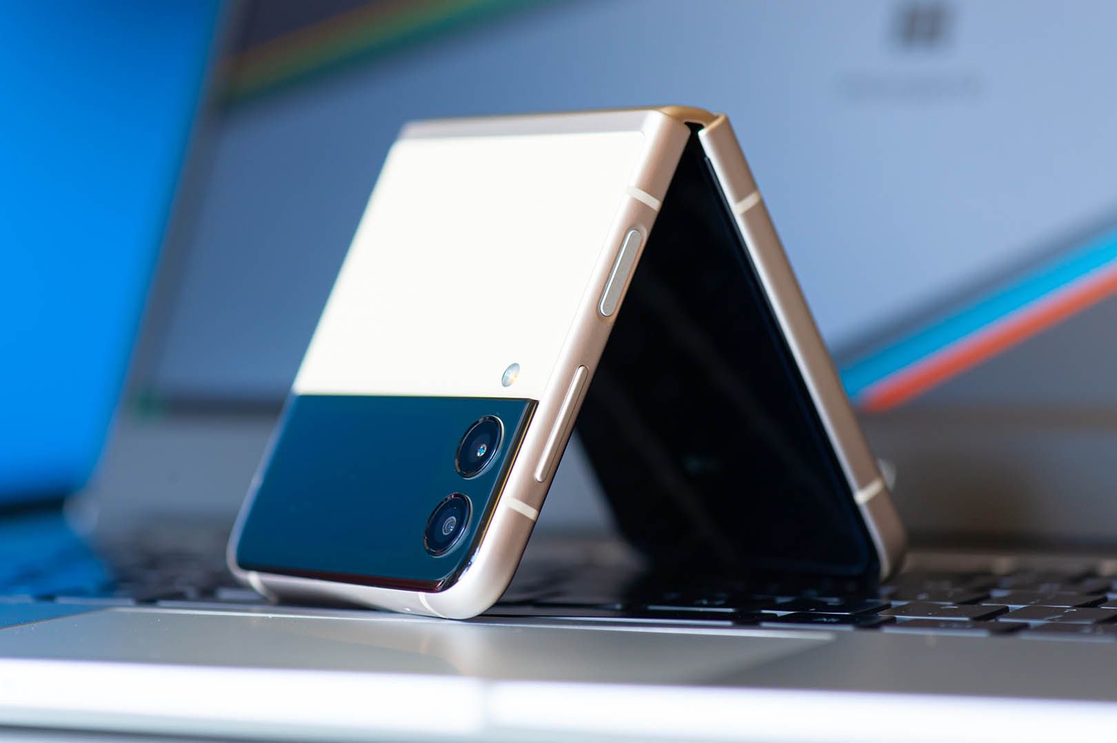 Samsung Galaxy Z Flip 3 składany telefon