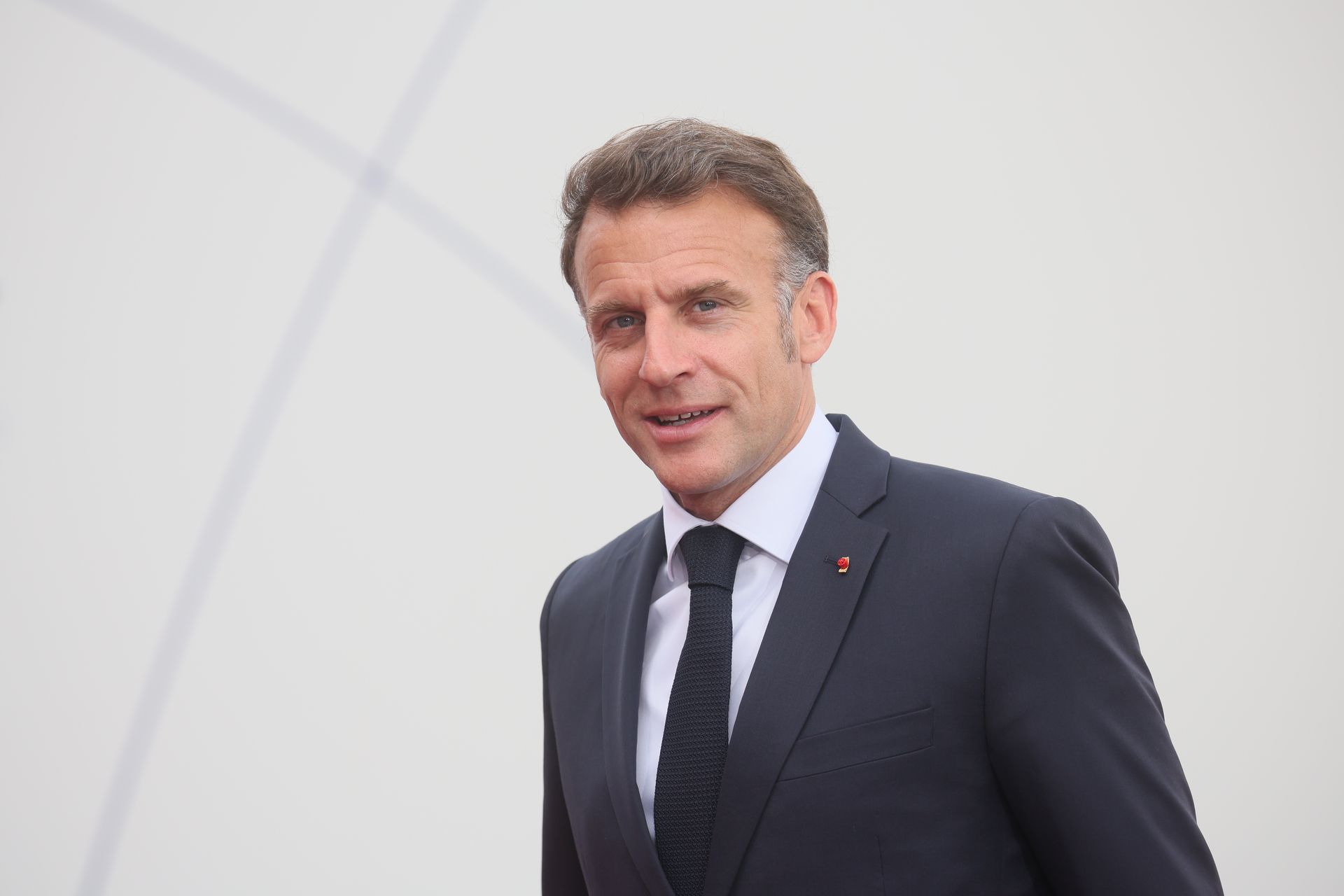 Macron ostrzega: drapieżne zyski z ropy? Europa się odezwie