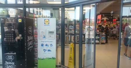 Porównał ceny w Lidlu w Polsce i na Litwie. Za to płacą dużo więcej od nas