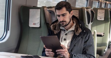 Czy mobilna hybryda 2w1 sprawdzi się w pracy dziennikarza motoryzacyjnego?