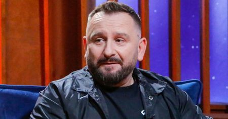 Miał 20 lat, gdy adoptował 8-latka. Dziś ma 43-letniego syna