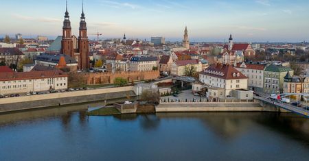 Pogoda w Opolu. Prognoza na wtorek 20 stycznia. Słonecznie i chłodno odczuwalnie przez wiatr