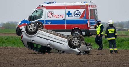 Tragiczny wypadek na trasie Śrem - Leszno. Nie żyje 81-latek