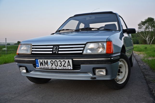 Peugeot 205