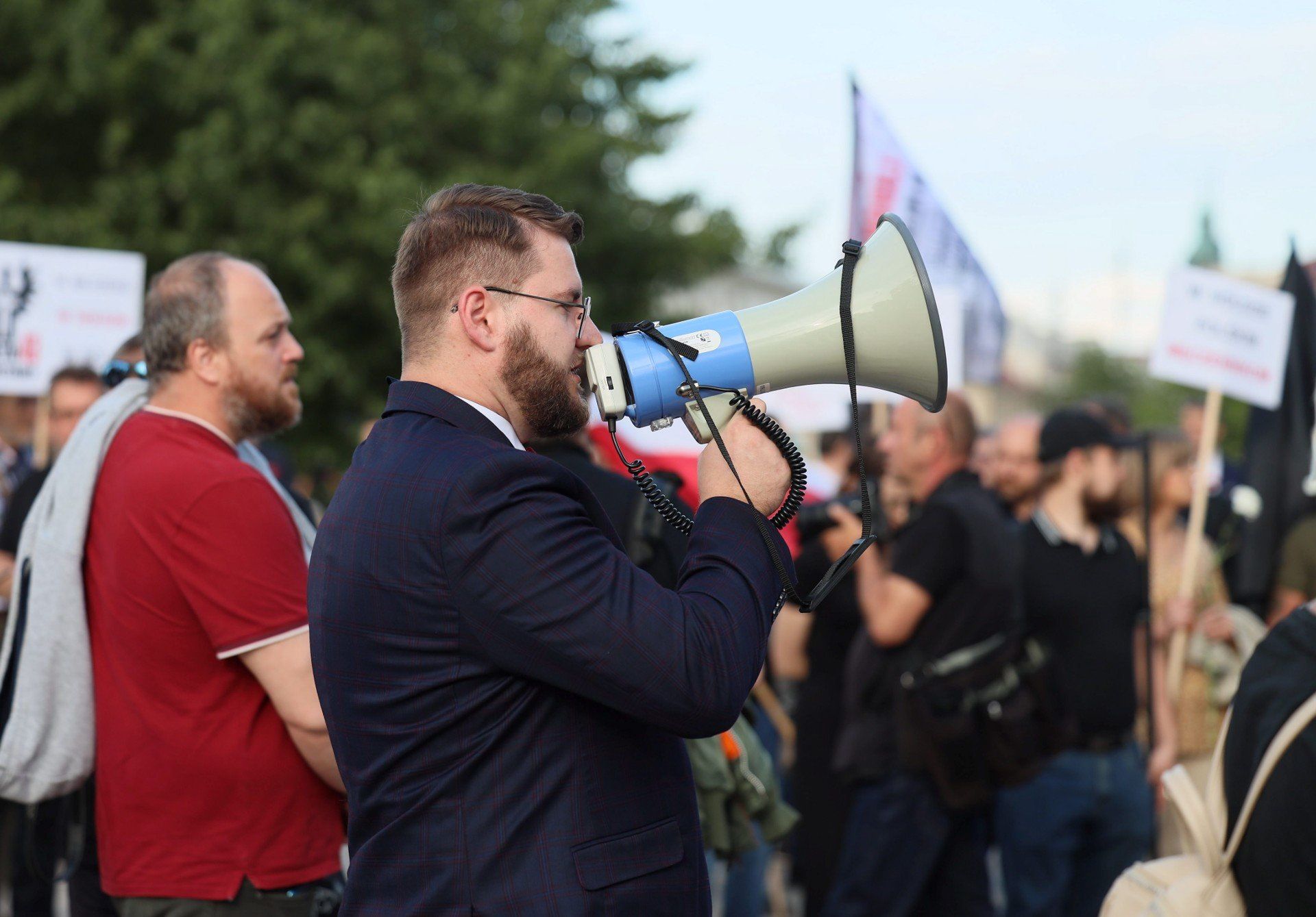 Ulicami Lublina przeszedł Marsz Pamięci Ofiar Rzezi Wołyńskiej. Zobacz zdjęcia