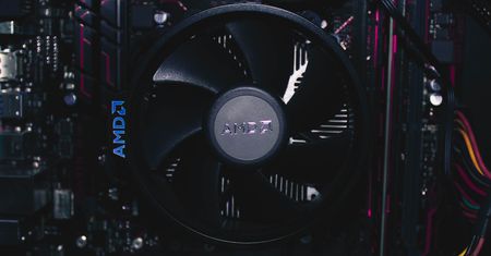 AMD Ryzen 3 3200G. Pierwsze zdjęcia i specyfikacje