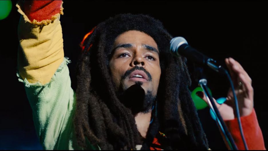 Kingsley Ben-Adir w tytułowej roli w filmie "Bob Marley. One Love"