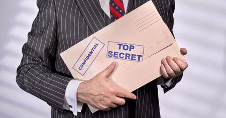 Jakie zadania ma agent specjalny? W tej krzyżówce sprawdzimy, czy wiesz