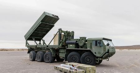 HIMARS z rakietami hipersonicznymi Blackbeard GL. Rosną możliwości systemu