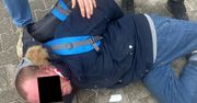 Rozbity gang oszustów działający metodą "na policjanta". Zatrzymano 13 osób, najmłodsza ma 14 lat