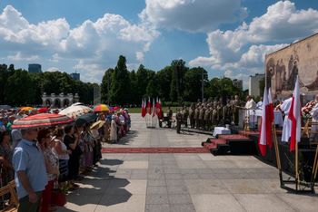 Uroczyste procesje w święto Bożego Ciała. Utrudnienia w wielu miejscach