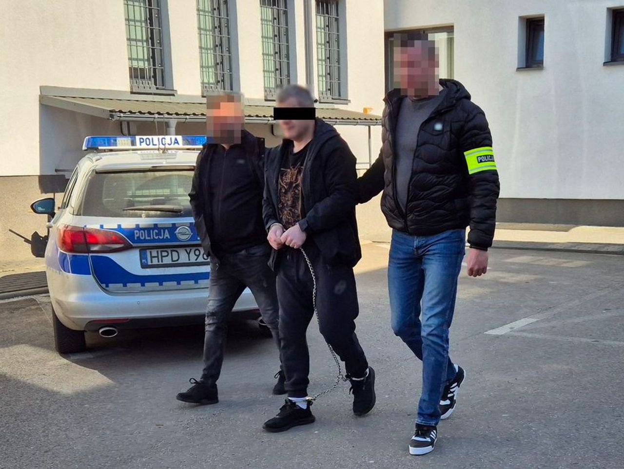 Łuków: Recydywista z koleżanką napadł i pobił dwóch mężczyzn. Trafił w ręce policji