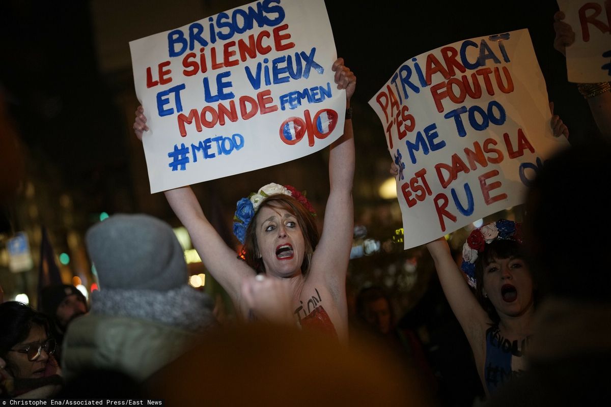 francja, emmanuel macron, gerard depardieu, molestowanie seksualne, protest, feministki Macron zdenerwował kobiety. Wyszły na ulice