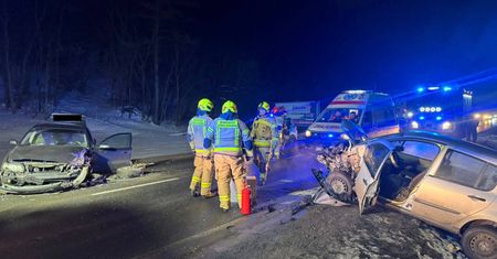 Biały Dunajec: Wypadek na drodze krajowej 47. Dwie osoby ranne