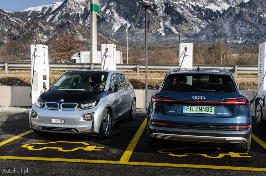 Niemcy coraz bliżej miliona aut elektrycznych na drogach. Dają Polsce przykład, jak tego dokonać