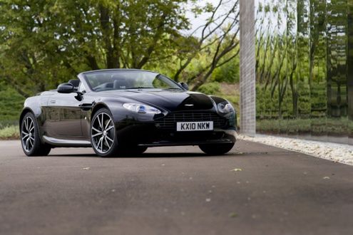 Aston Martin V8 Vantage N420 Roadster - prezentacja i galeria