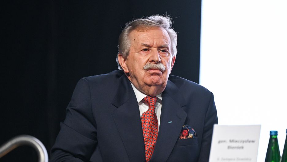 Leon Komornicki
Art Service
bezpiecze�stwo, I Og�lnopolski Kongres, kongres, mon, obrona, System Obrony Rzeczypospolitej. Bezpieczna Polska i Obywatele