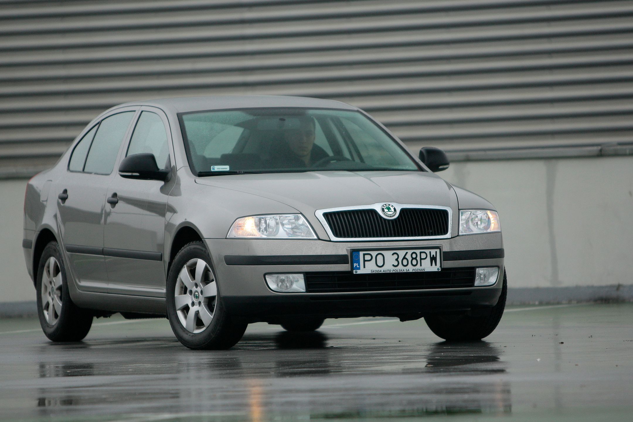 Motor 1.6 MPI był montowany w Octavii Tour, czyli II generacja przed liftingiem, która pojawiła się po prezentacji III generacji.