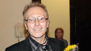 Zanim zmarł, wydziedziczył rodzinę. Tak brzmiał testament Koconia