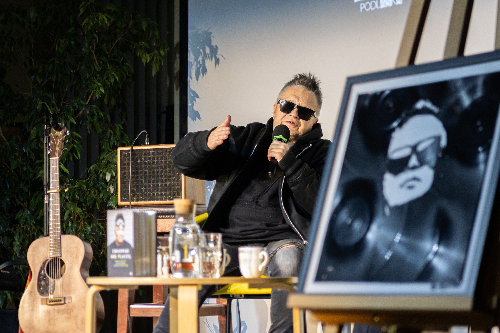 Pierwszego dnia festiwalu dnia publiczność mogła spotkać się z Zygmuntem &#34;Muńkiem&#34; Staszczykiem, liderem zespołu T.Love, muzykiem i obserwatorem codzienności