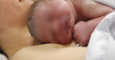 Rodziła podczas transmisji na Facebooku. Nie wiedziała, co się dzieje