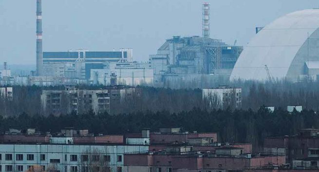 Jacek Podemski obserwuje budowę sarkofagu w Czarnobylu. „Powrót do Czarnobyla” od 19 marca w TVN Turbo