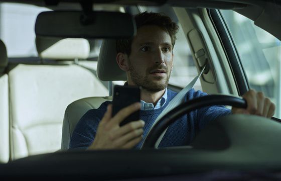 PZU w kampanii „Prowadzisz? Odłóż telefon” uświadamia zagrożenia (wideo)