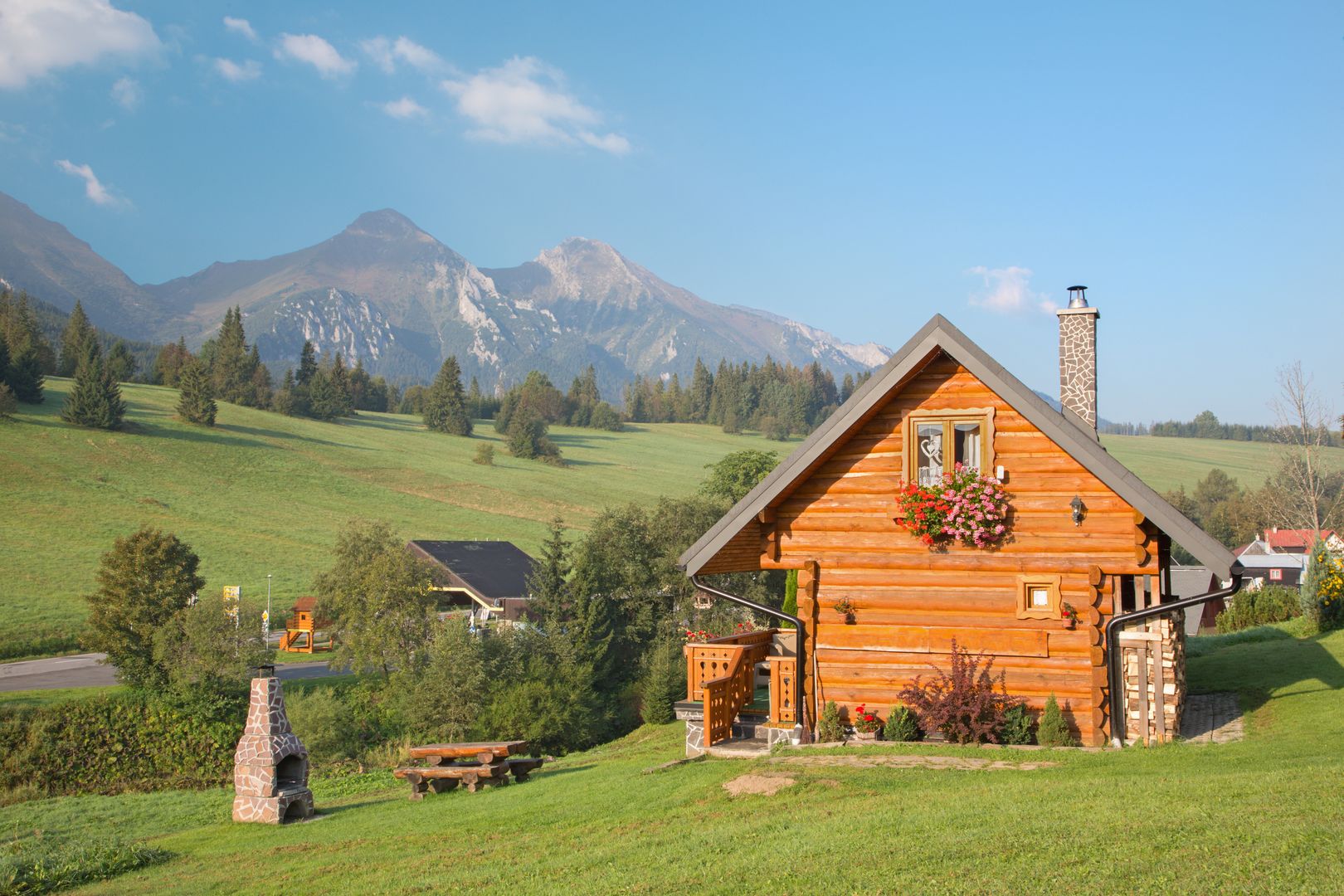 Zdiar zachwyca widokiem na Tatry