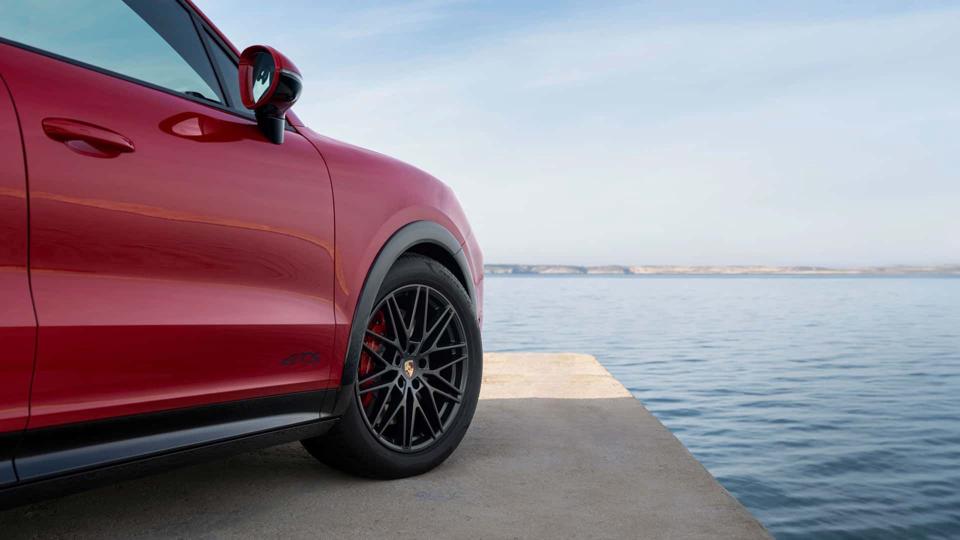 Porsche Cayenne GTS (2024)