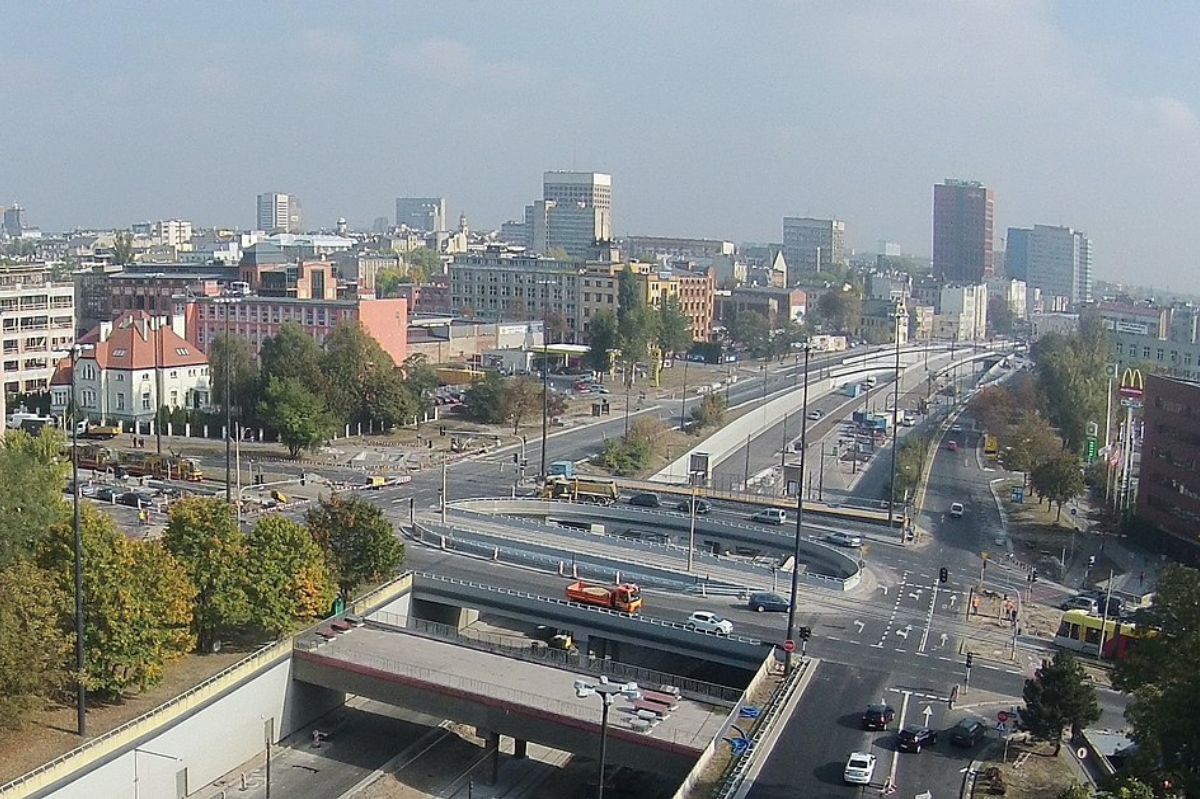 Pogoda w Łodzi. Prognoza na poniedziałek 6 października. Umiarkowane chmury i lekki deszcz