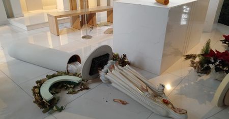 Utopił Jezusa w chrzcielnicy. Dewastacja kościoła w Koziegłowach
