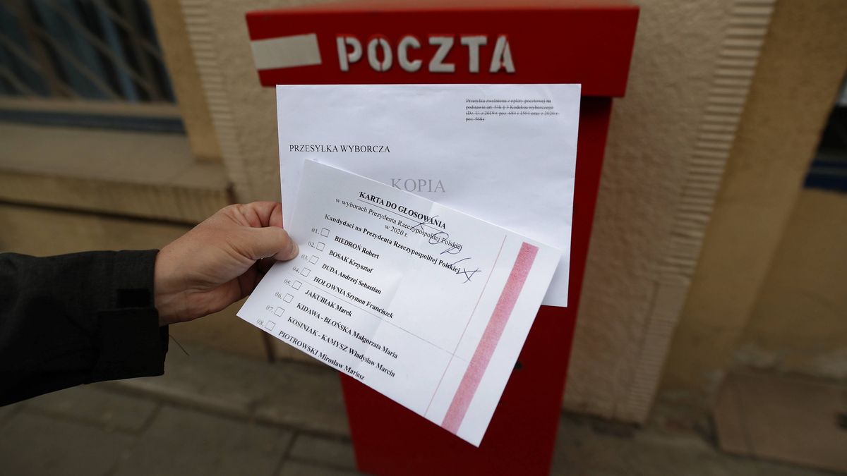 Tak miały wyglądać karty do głosowania korespondencyjnego. Ostatecznie wybory 4 maja się nie odbyły