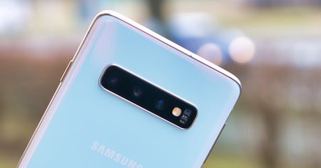 Samsung Galaxy S11 może dostać aparat 108 Mpix i teleobiektyw z 5-krotnym przybliżeniem