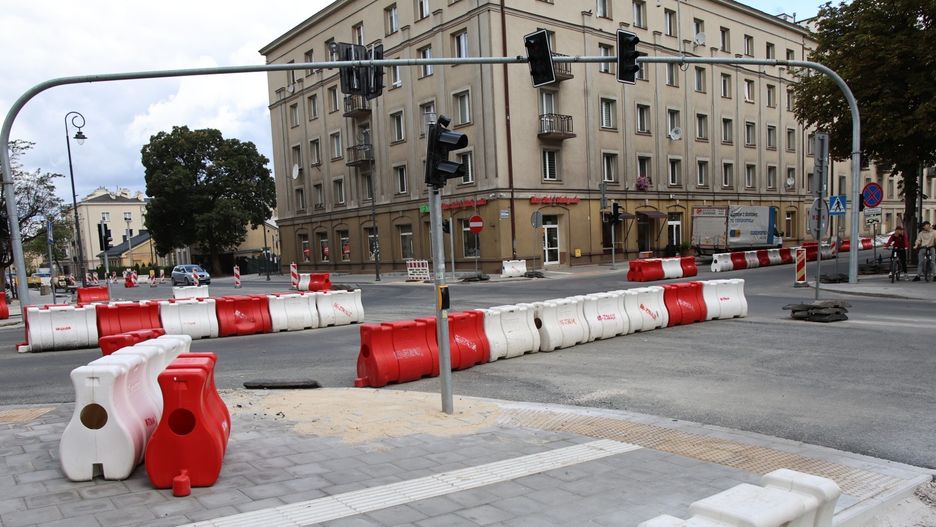 Zobaczcie na zdjęciach naszą relację z remontu ulic Seminaryjskiej i Żeromskiego.