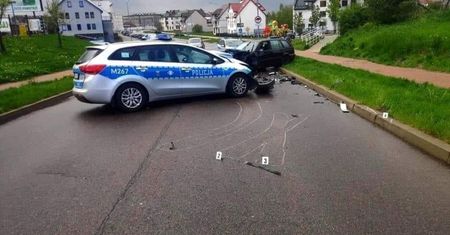 Podlasie. Bmw zderzyło się z radiowozem