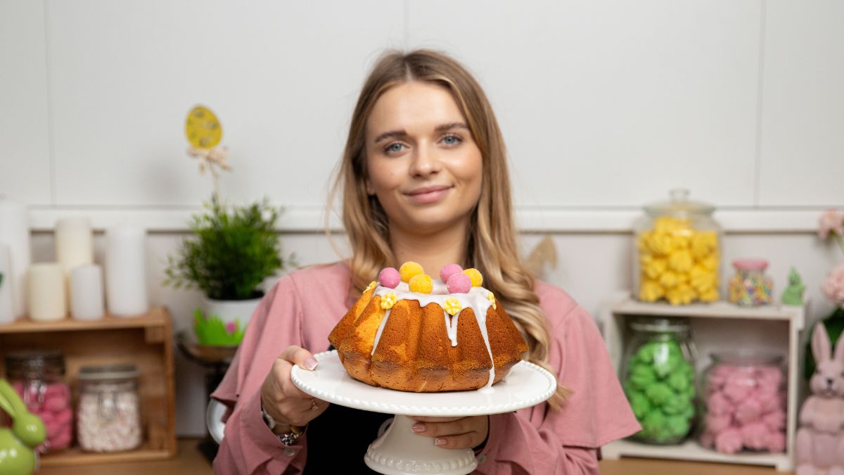 W wielkanocnym menu nie może zabraknąć tradycyjnej babki