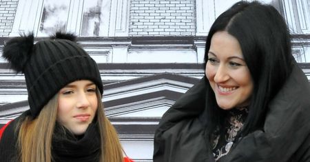 Mama Roksany Węgiel zachwyca na zdjęciach z córką. Internauci: "JAK SIOSTRY" (FOTO)