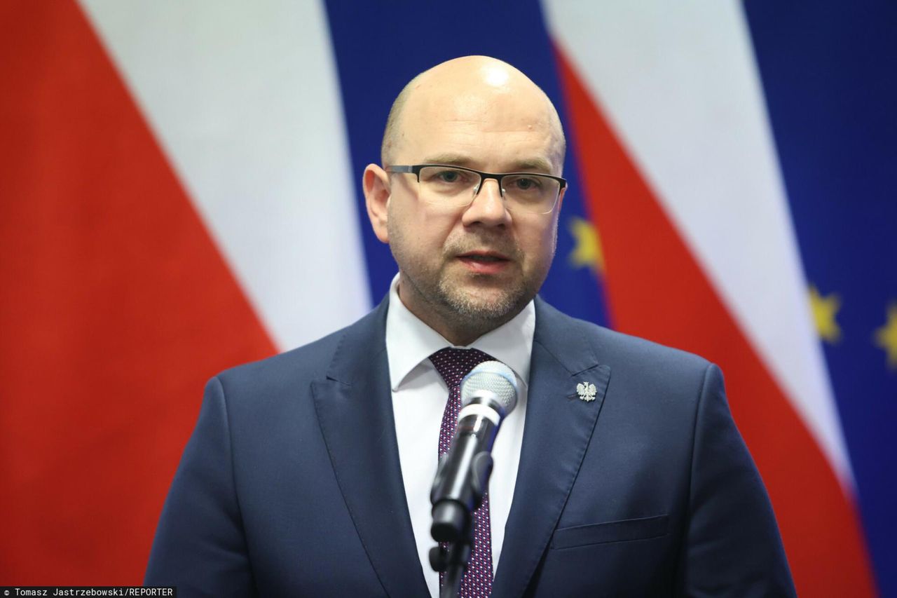 Chmielowiec złożył zawiadomienie do prokuratury. "Szarlataneria"